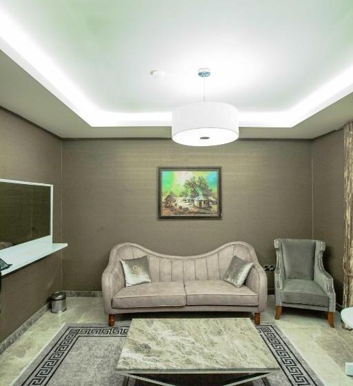 مجموعه ویستا شهر, Charleson Luxury
