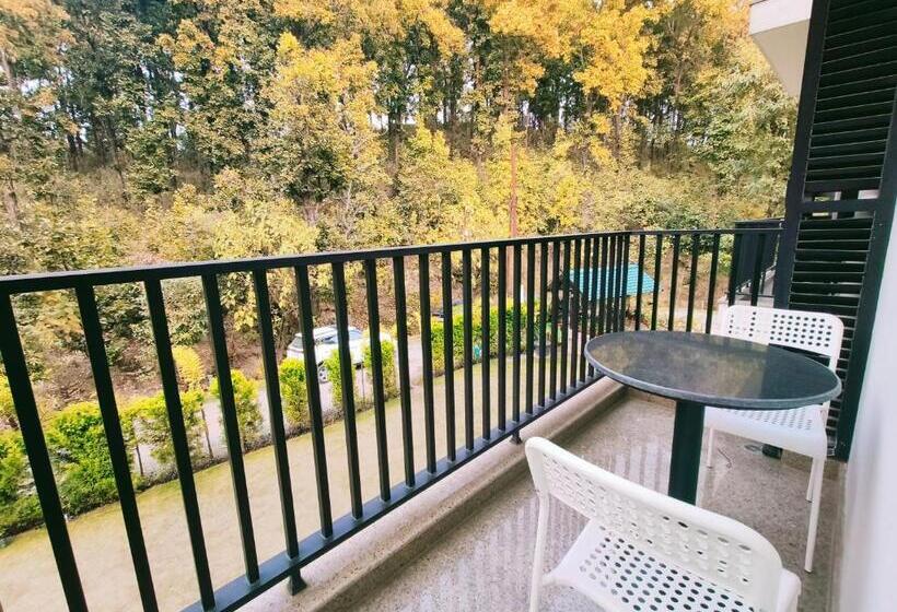 带大床的标准间, Ataraxia Crestmont Resorts & Spa