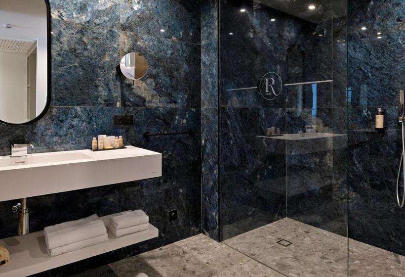 Номер Superior с Террасой, Hôtel & Spa Rocabella