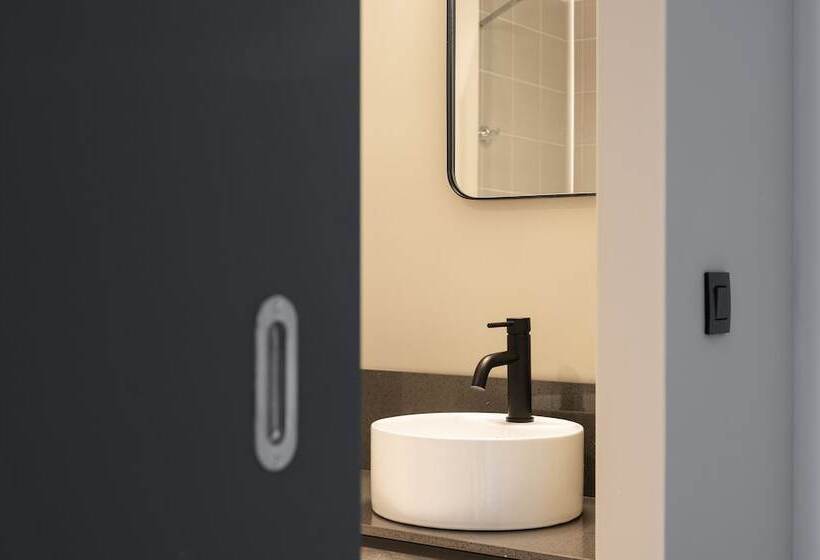 اتاق عادی, Citybox Antwerp