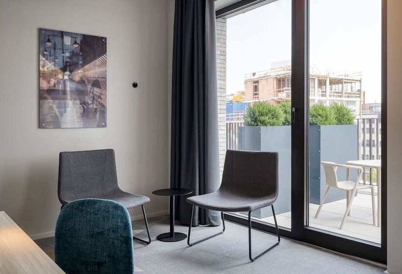 اتاق استاندارد با بالکن, Citybox Antwerp