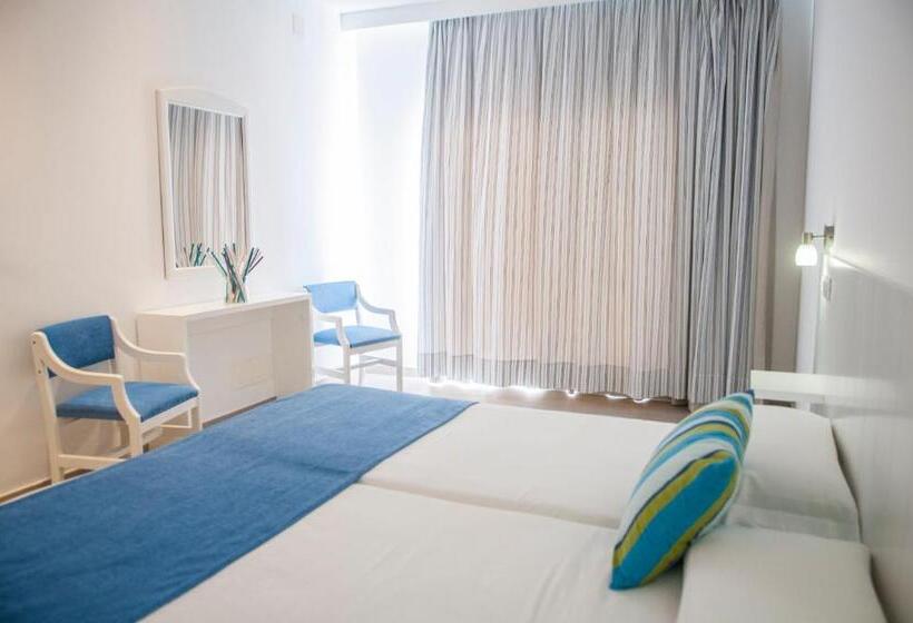 Номер Стандарт, Hostal Xuroy