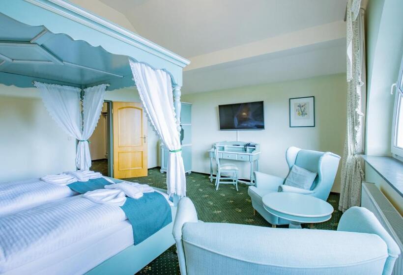 Полулюкс, Ferien Hotel Fläming