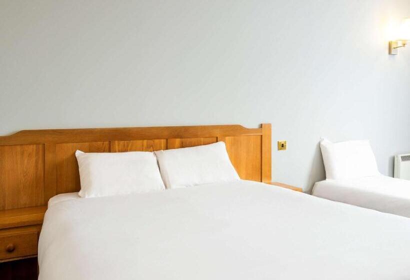 Семейный Номер, Ibis Budget Bromsgrove