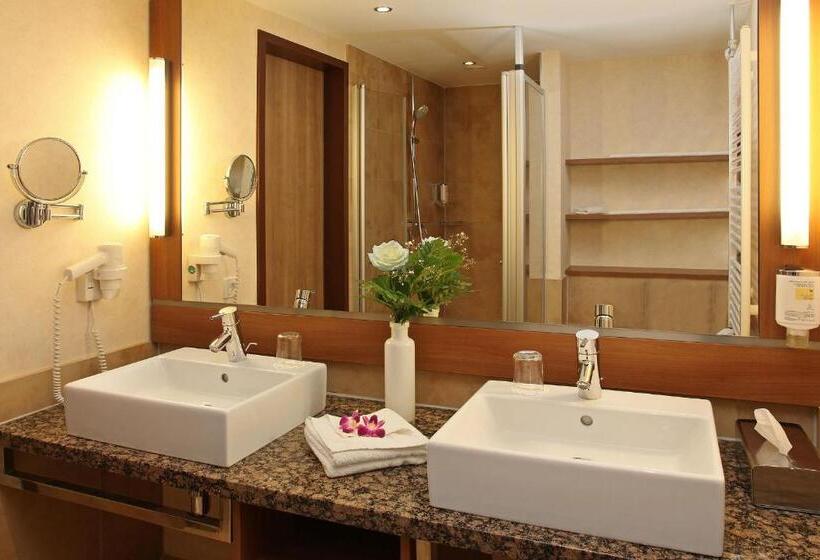 Comfort suite with lake view, Seehotel Fleesensee