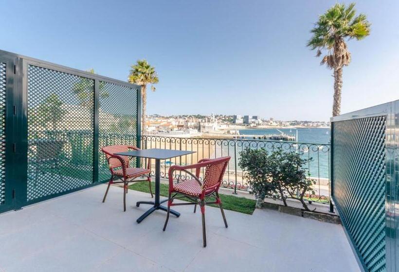 Номер Deluxe Вид на Море с Балконом, Westlight Cascais Chalet  Adults Only