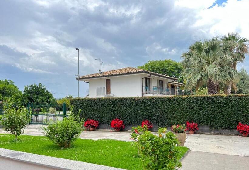 Семейный Номер Deluxe, Dipladenia Garden Country Resort