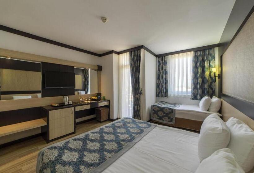 Номер Стандарт Вид на Бассейн, Amon Hotels Belek   Adult Only