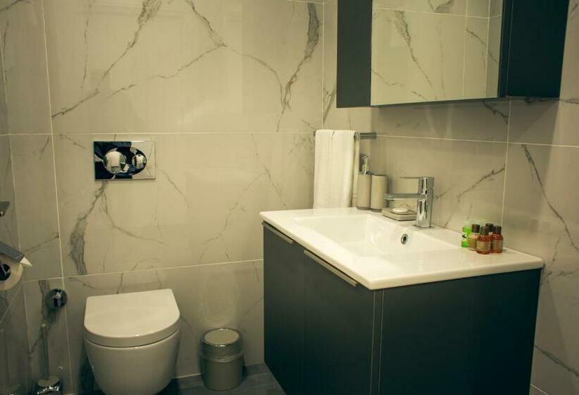 استودیو استاندارد با چشم‌انداز استخر, Courtyard Long Beach Holiday Resort