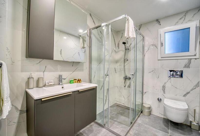 سوییت با چشم‌انداز استخر, Courtyard Long Beach Holiday Resort