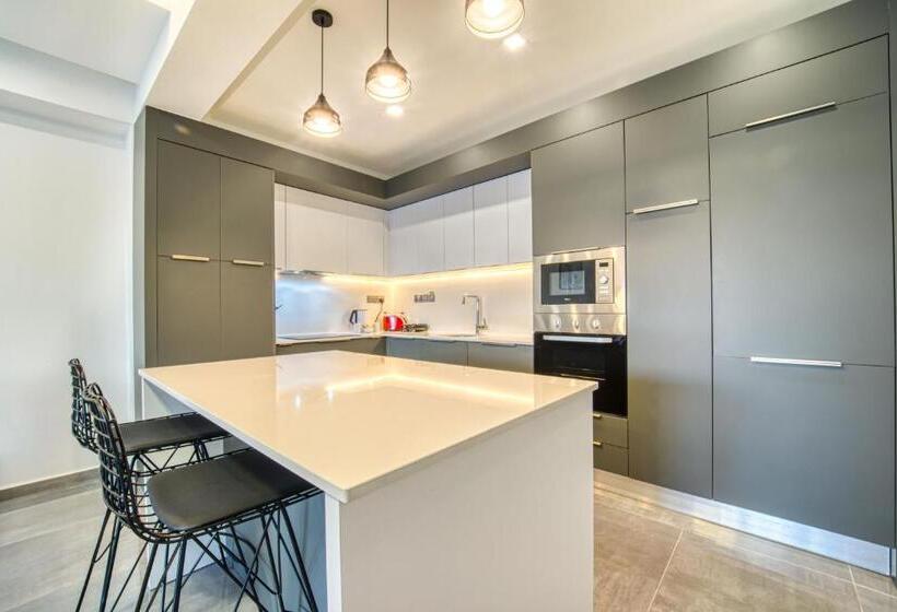 سوییت با چشم‌انداز استخر, Courtyard Long Beach Holiday Resort