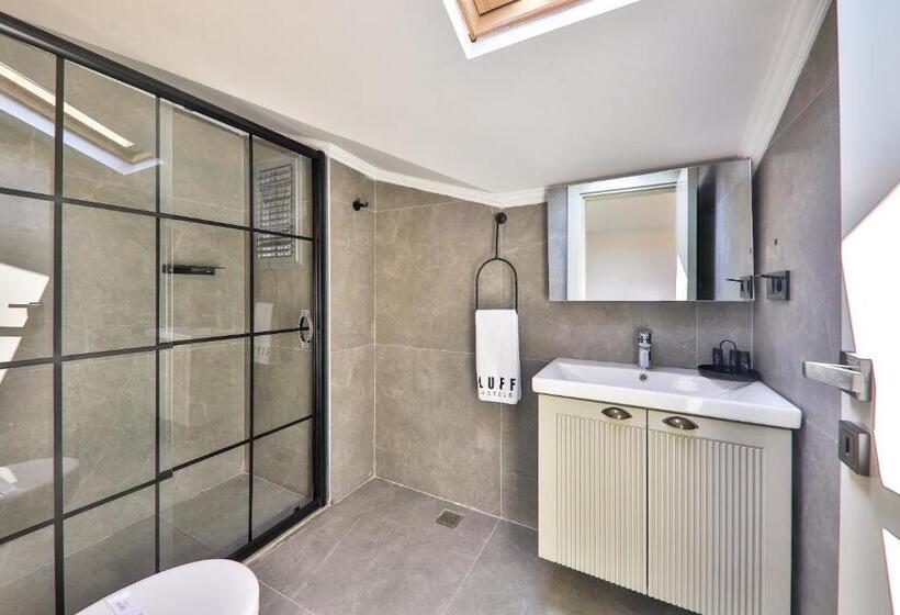 Трежместный Номер Economy, Luff Suites