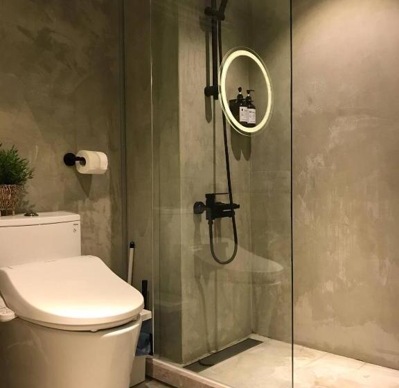 استودیوی لوکس, 小所在 Urban Abode 所在行旅