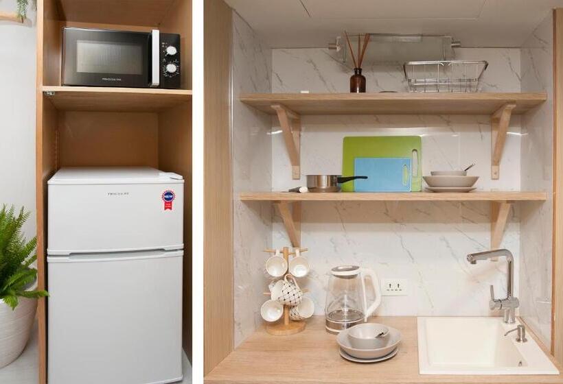 استودیوی استاندارد, 小所在 Urban Abode 所在行旅