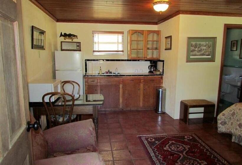 标准间, The Yearling Cabins