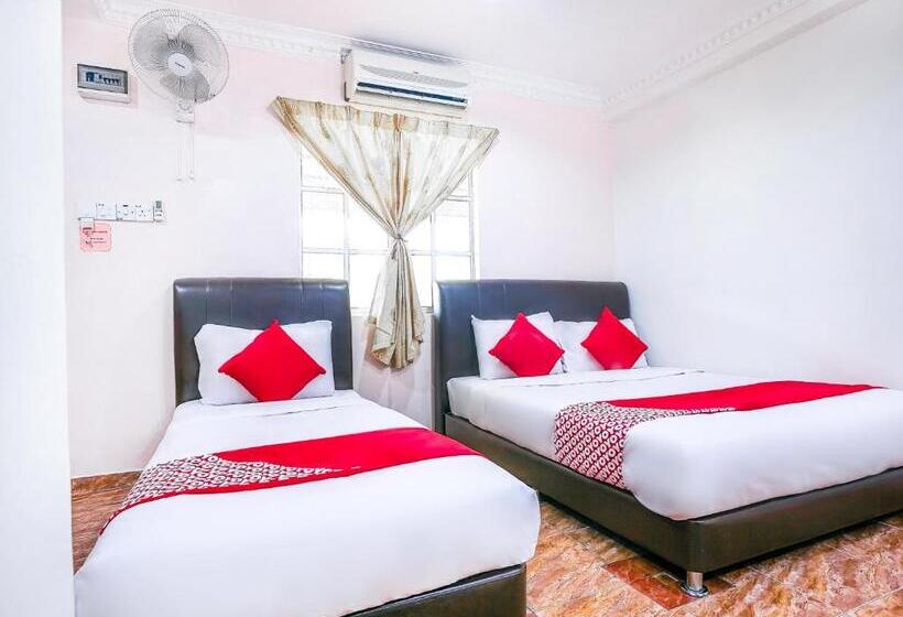Люкс Superior, D  Anjung Inn