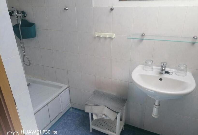 Номер Стандарт, Penzion U Hladů