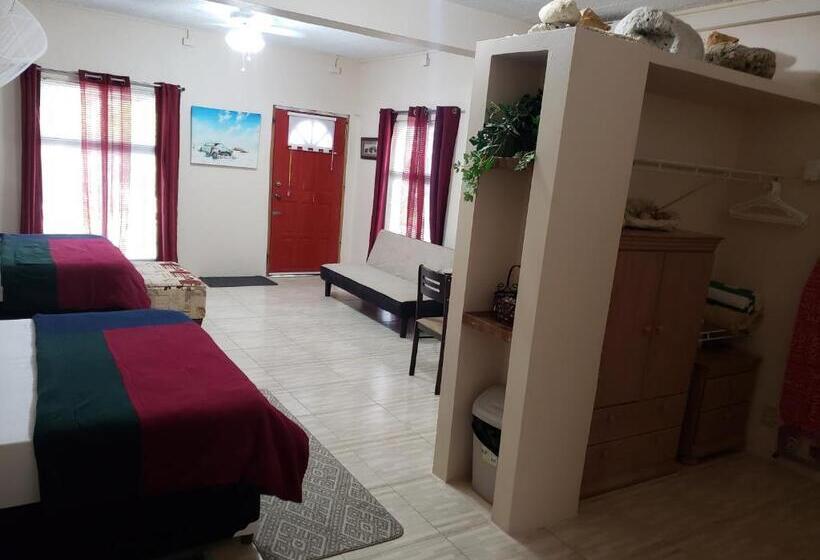 استودیو استاندارد با چشم‌انداز باغ, Carolina Point Resort