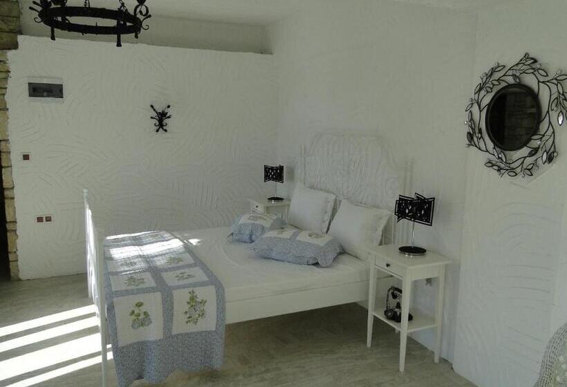 Номер Стандарт, The Stone Castle Boutique