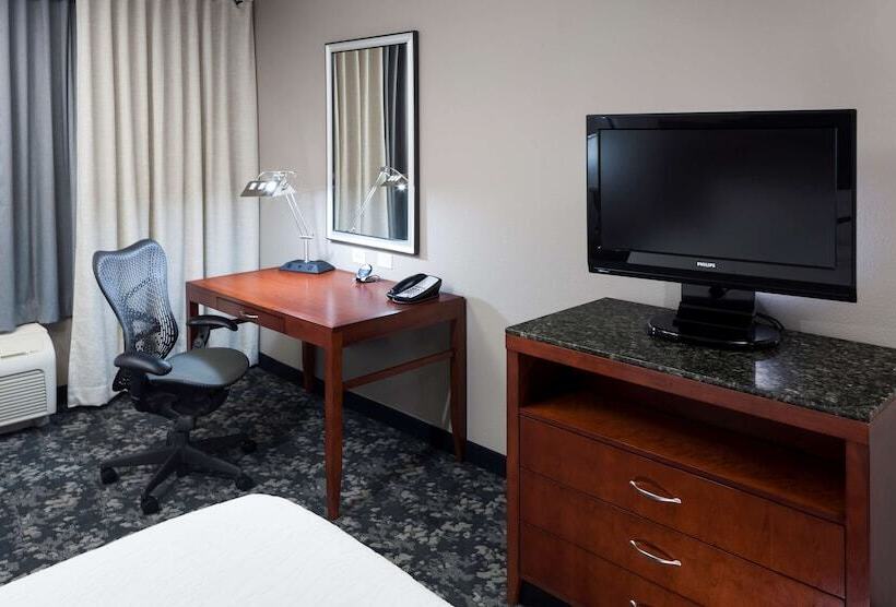 חדר סטנדרט מיטה זוגית, Hilton Garden Inn Austin North