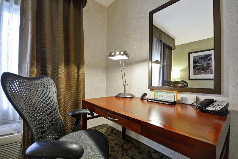 프리미엄 룸, Hilton Garden Inn Fort Collins