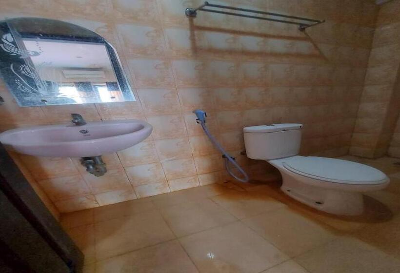 Номер Стандарт, Mulia Kendari Mitra Reddoorz