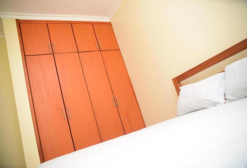 Дом 3 Спальни, Charming Eco Homestay Near Kilimanjaro International Airport