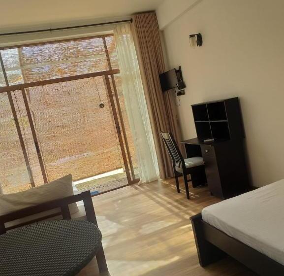 اتاق خانوادگی, The Blue Lagoon Resort  Kalpitiya