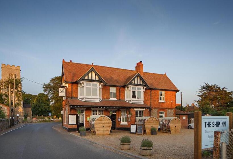 带大床的豪华间, The Ship Inn