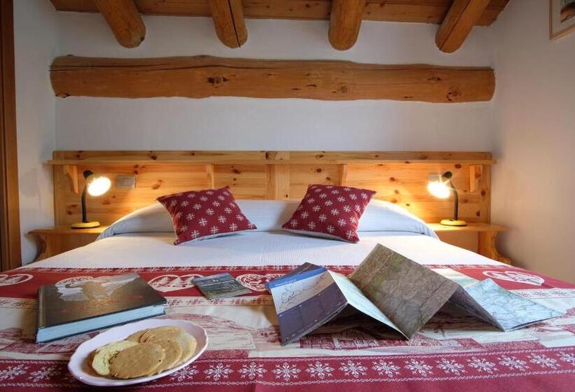 Номер Стандарт Вид на Горы, Chambres D Hotes Rue Saint Bernard