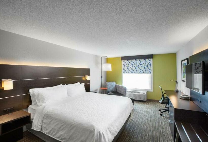 Номер Executive Кровать Кинг, Holiday Inn Express Hotel & Suites Altoona Des Moines, An Ihg