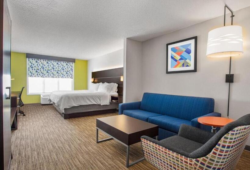 Люкс Кровать Кинг, Holiday Inn Express Hotel & Suites Altoona Des Moines, An Ihg