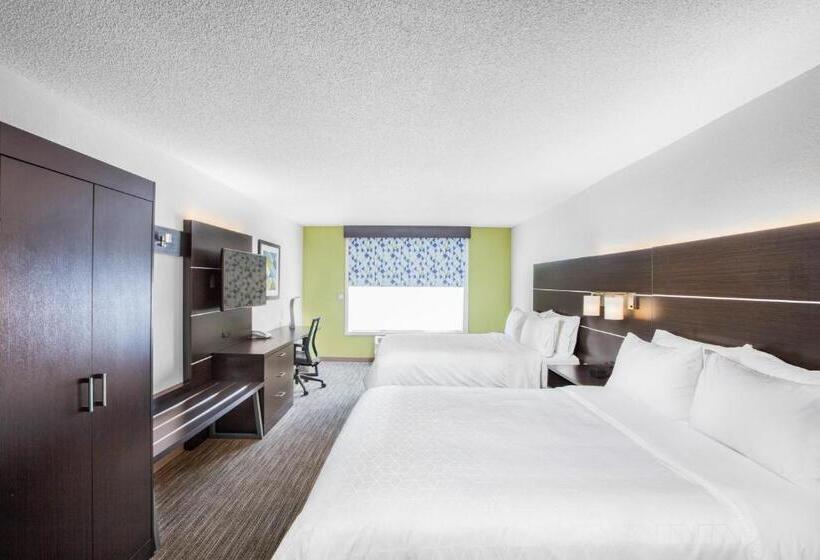 Номер Стандарт Адаптированный для Инвалидов, Holiday Inn Express Hotel & Suites Altoona Des Moines, An Ihg