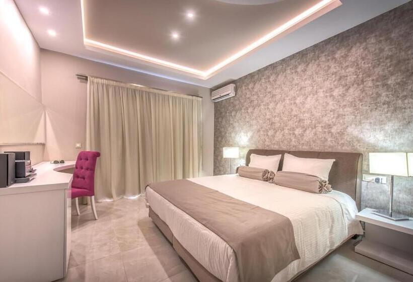 Люкс Сеньор, Koukounaria Hotel & Suites