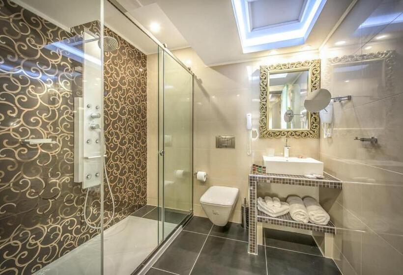 Королевский Люкс, Koukounaria Hotel & Suites