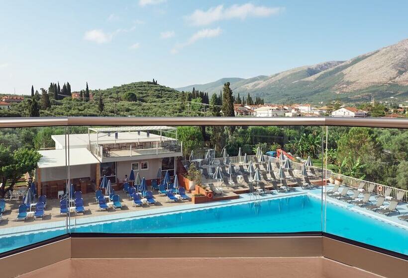 Номер Deluxe, Koukounaria Hotel & Suites