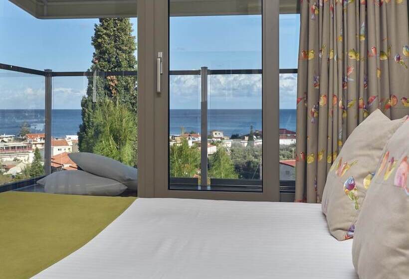 Номер Deluxe, Koukounaria Hotel & Suites