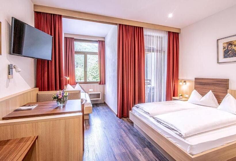 Номер Стандарт Трехместный, Alpin Hotel Gudrun