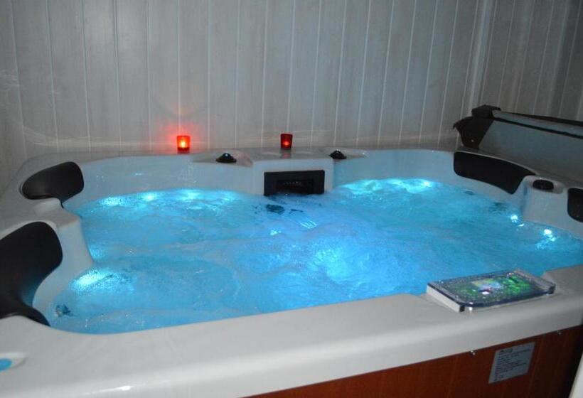 Номер Deluxe, Auberge Les Glycines
