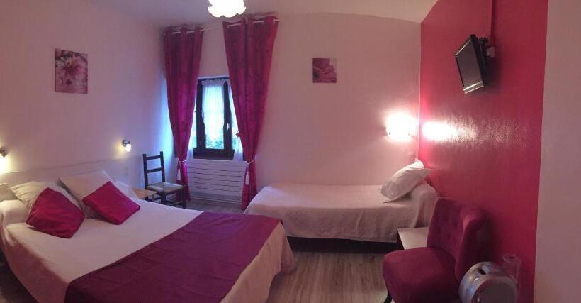 Номер Стандарт Трехместный, Auberge Les Glycines