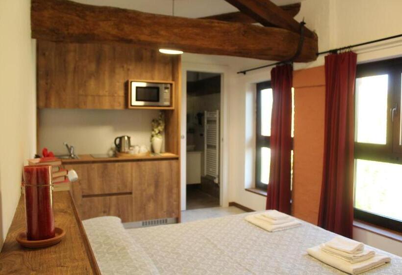 اتاق استاندارد یک نفره, Agriturismo La Lupa