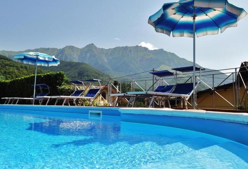 Четырехместный Номер Стандарт, Albergo Miramonti