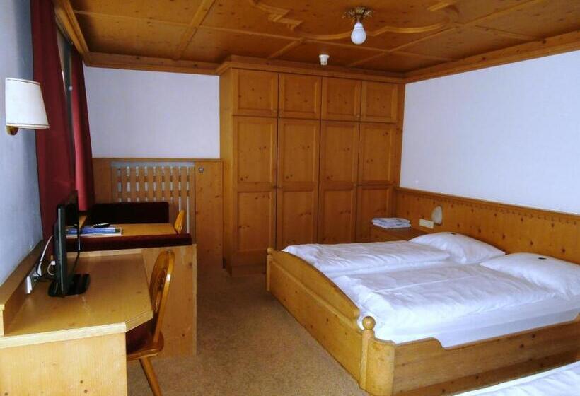 Номер Стандарт с Балконом, Piccolo Hotel Gurschler