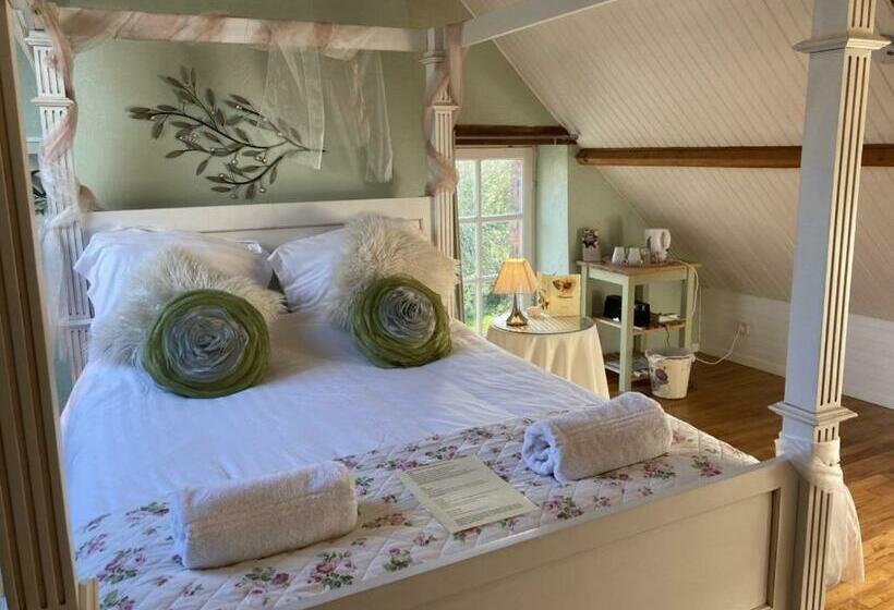 Номер Стандарт Трехместный, Chambres D Hotes   La Marmoire