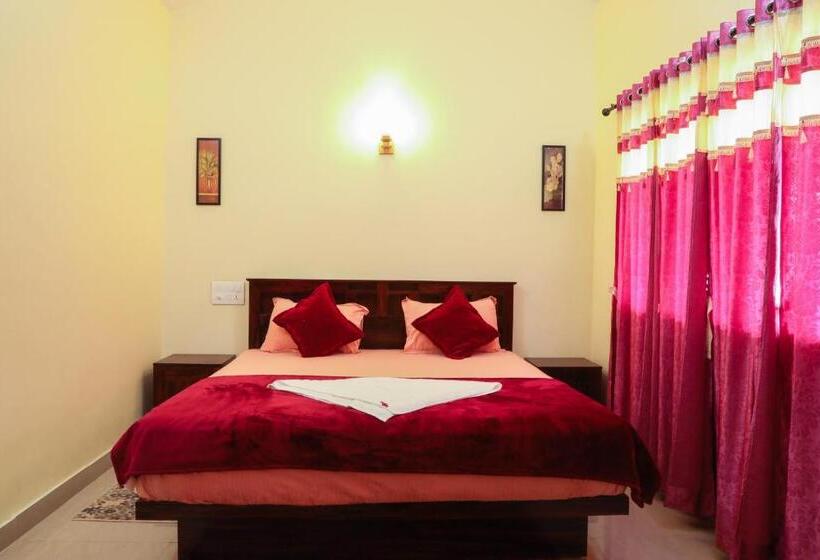 Номер Стандарт Вид на Парк, Green Garden Deluxe Room
