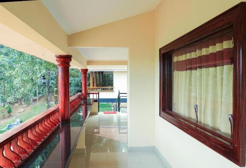 Номер Стандарт Вид на Парк, Green Garden Deluxe Room