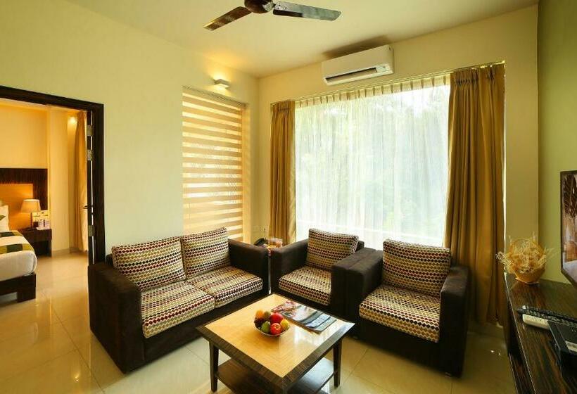 Люкс Повышенной Комфортности, Casa Rio Resorts Athirappilly