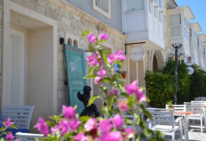 Люкс с Балконом, Kybele Suites Alaçatı