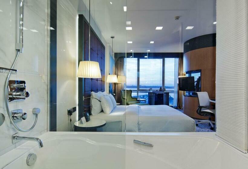 キングサイズベッドのデラックスルーム, Doubletree By Hilton Istanbulmoda