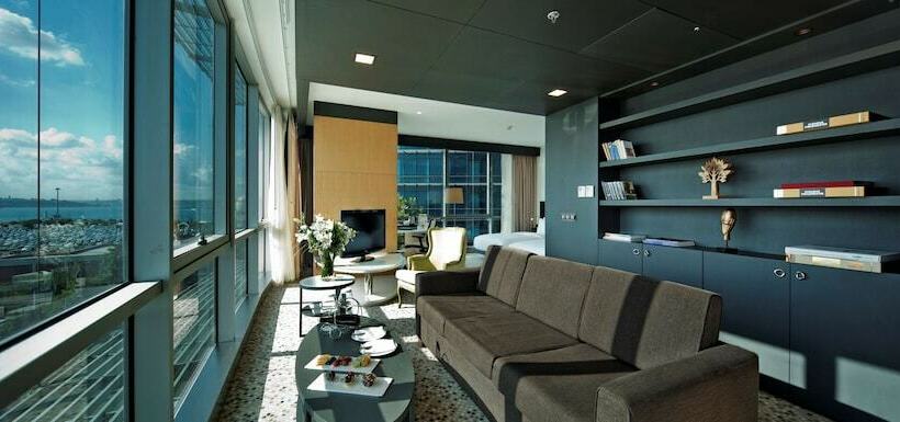 オーシャンビュージュニアスイート, Doubletree By Hilton Istanbulmoda